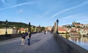 Czechy: Ile kosztują noclegi? Praga, góry, miasta pełny przewodnik