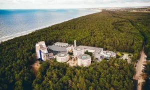 Niepełnoletni w hotelu: Zgoda rodziców i regulaminy co musisz wiedzieć?