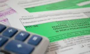 Kalkulator i formularz PIT-36. Zeznanie o wysokości osiągniętego dochodu w roku podatkowym. Działalność nierejestrowana podatek.