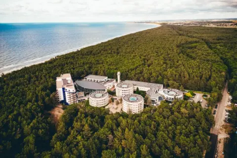 Niepełnoletni w hotelu: Zgoda rodziców i regulaminy co musisz wiedzieć?
