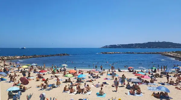 Saint-Tropez: Atrakcje, plaże, porady Twój przewodnik po luksusie