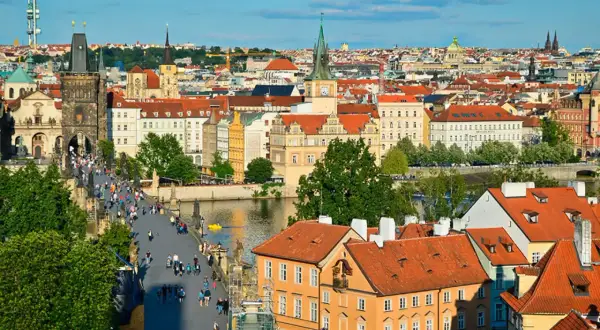 Czechy: Co zwiedzić? Odkryj sekrety Pragi i ukryte perełki!