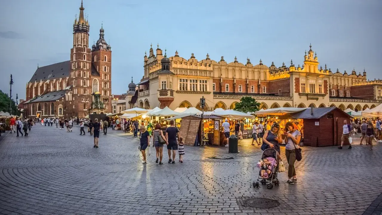 Kraków atrakcje dla dzieci: Jak zaplanować idealny wyjazd?