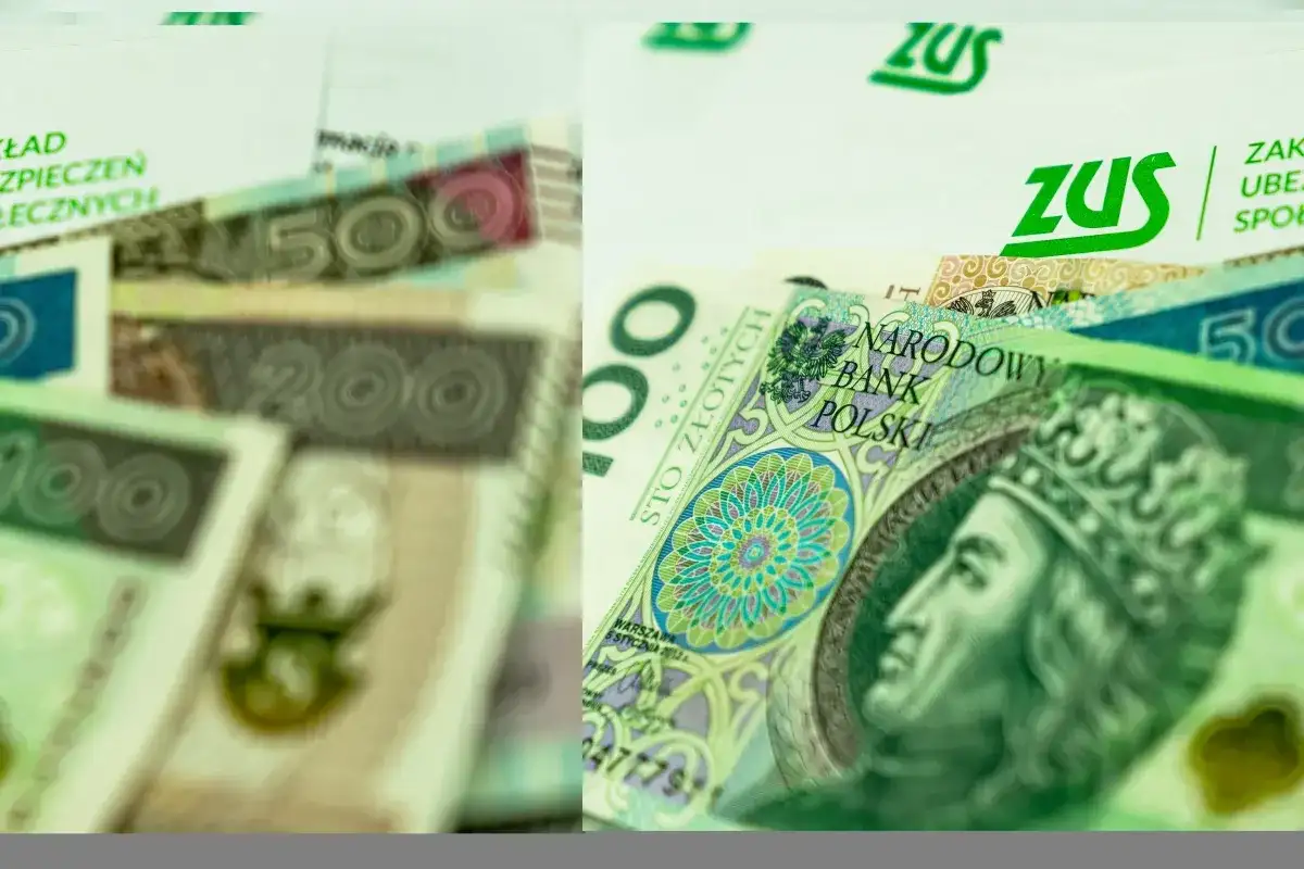 Polskie banknoty 100, 200, 500 zł i logo ZUS. Obrazek nawiązuje do wysokości składki ZUS na ryczałcie.