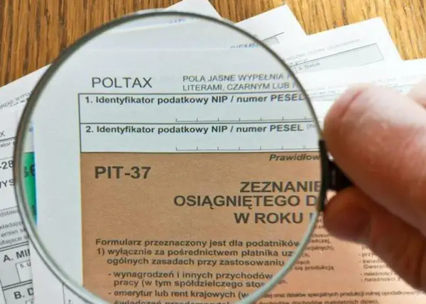 Formularz PIT-37 pod lupą. Dowiedz się, jak obliczyć podatek dochodowy wzór.