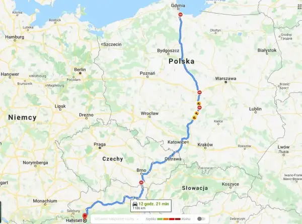 Trasa z Gdyni do Hallstatt w Austrii, pokazująca podróż samochodem przez Polskę, Czechy i Słowację.